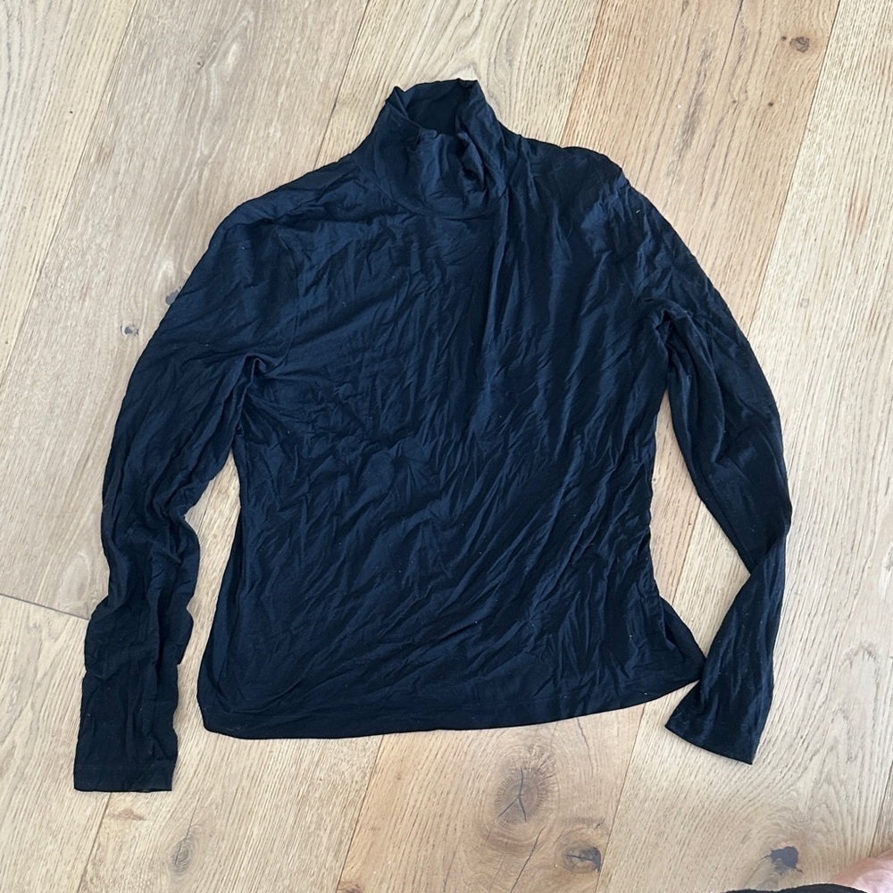 St. John Caviar Black Long Sleeve Top Turtleneck